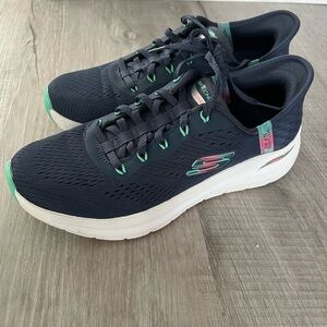 Skechers Women's Slip-ins Arch Fit 2.0 Size 7 Shoe Sneaker Easy Chic Hands Free